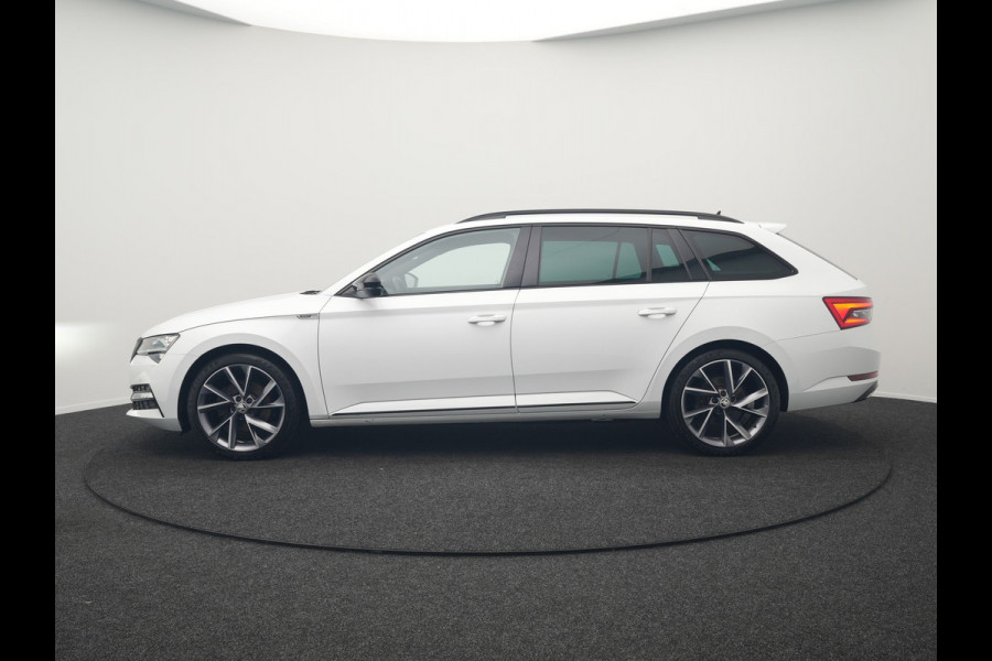 Škoda Superb Combi 1.4 TSI iV Sportline Dealer O.H PHEV | Trekhaak Af Fabriek | Adaptive Cruise | Alcantara Sportstoelen Memory & Verwarmd | Canton Audio | Apple Carplay | Stuur Verwarmd | Keyless | Sfeerverlichting |  Navigatie | DAB |