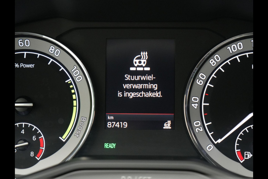 Škoda Superb Combi 1.4 TSI iV Sportline Dealer O.H PHEV | Trekhaak Af Fabriek | Adaptive Cruise | Alcantara Sportstoelen Memory & Verwarmd | Canton Audio | Apple Carplay | Stuur Verwarmd | Keyless | Sfeerverlichting |  Navigatie | DAB |