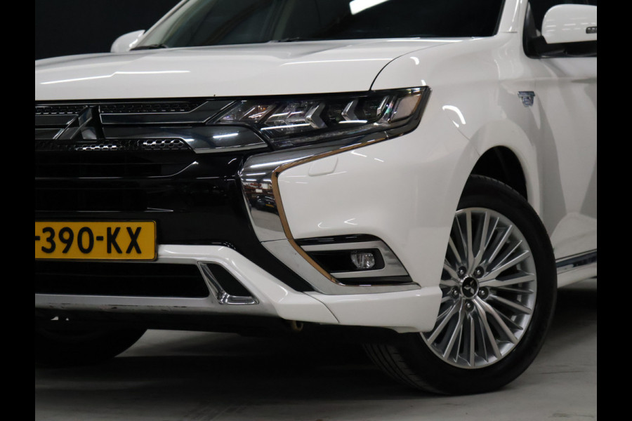 Mitsubishi Outlander 2.4 PHEV Pure+ [TREKHAAK, CAMERA, CRUISE CONTROL, BLUETOOTH TELEFOON, STOELVERWARMING, FLIPPERS, CLIMATE CONTROL, NIEUWSTAAT]