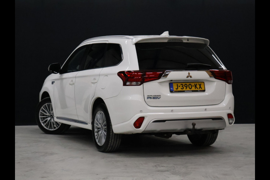 Mitsubishi Outlander 2.4 PHEV Pure+ [TREKHAAK, CAMERA, CRUISE CONTROL, BLUETOOTH TELEFOON, STOELVERWARMING, FLIPPERS, CLIMATE CONTROL, NIEUWSTAAT]