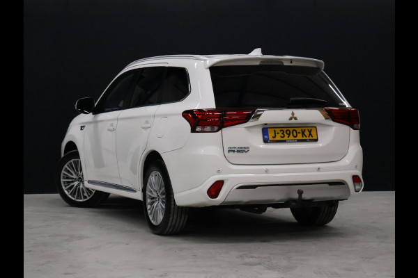 Mitsubishi Outlander 2.4 PHEV Pure+ [TREKHAAK, CAMERA, CRUISE CONTROL, BLUETOOTH TELEFOON, STOELVERWARMING, FLIPPERS, CLIMATE CONTROL, NIEUWSTAAT]