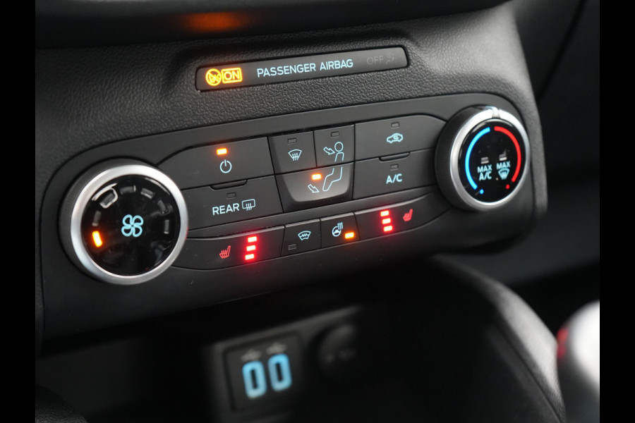 Ford Kuga 1.5 Ecoboost 150pk Dealer o.H | 1800kg Trekgewicht | Navigatie | Stoelen & Stuur Verwarmd | Apple Carplay | DAB |