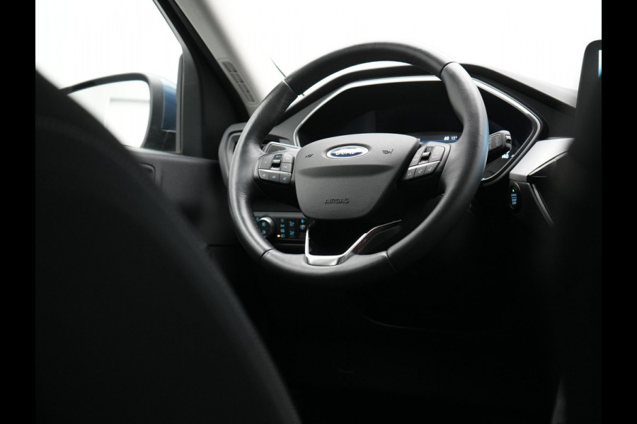 Ford Kuga 1.5 Ecoboost 150pk Dealer o.H | 1800kg Trekgewicht | Navigatie | Stoelen & Stuur Verwarmd | Apple Carplay | DAB |