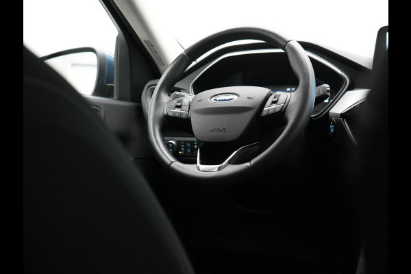 Ford Kuga 1.5 Ecoboost 150pk Dealer o.H | 1800kg Trekgewicht | Navigatie | Stoelen & Stuur Verwarmd | Apple Carplay | DAB |