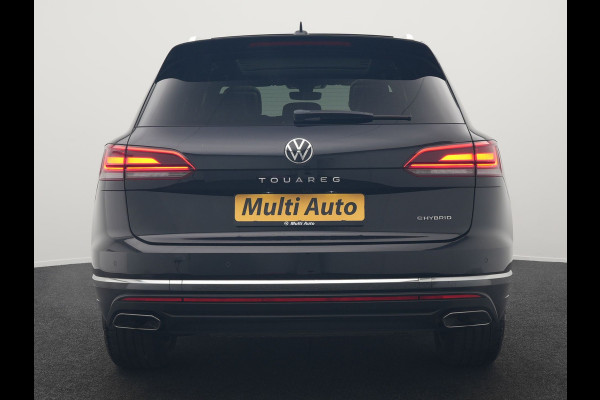 Volkswagen Touareg 3.0 TSi eHybrid 4MOTION Plug In Hybrid 381pk Dealer O.H PHEV | Trekhaak Af Fabriek | Lederen Sportstoelen Massage & Memory | Panodak | Adaptive Cruise | Stoelventilatie | Stoelen & Stuur Verwarmd | Blis | Keyless | Apple Carplay | Navigatie | DAB