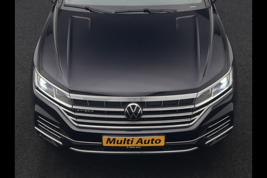Volkswagen Touareg 3.0 TSi eHybrid 4MOTION Plug In Hybrid 381pk Dealer O.H PHEV | Trekhaak Af Fabriek | Lederen Sportstoelen Massage & Memory | Panodak | Adaptive Cruise | Stoelventilatie | Stoelen & Stuur Verwarmd | Blis | Keyless | Apple Carplay | Navigatie | DAB