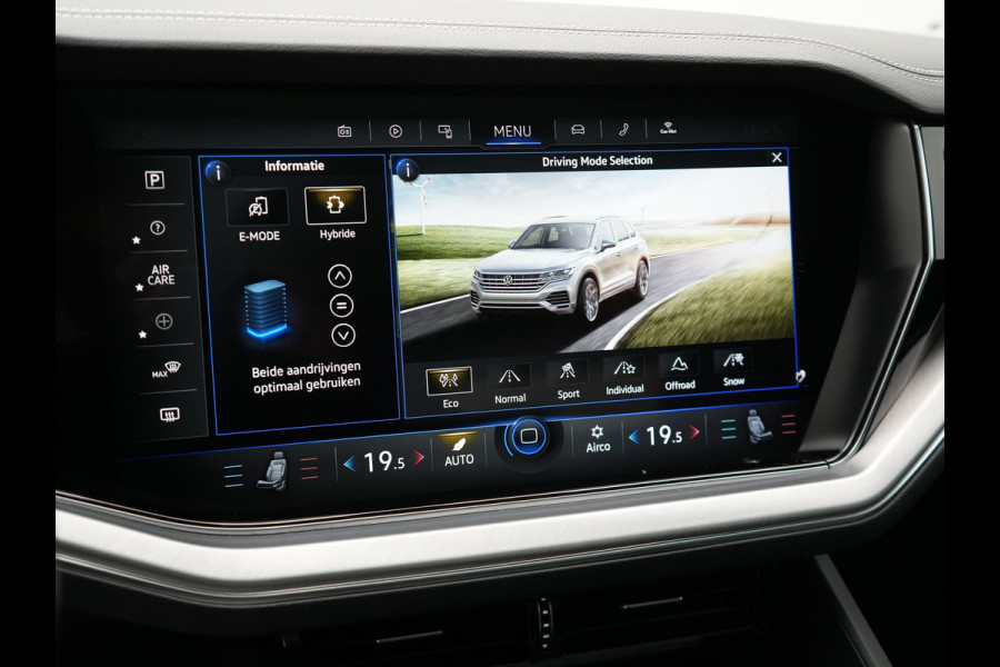 Volkswagen Touareg 3.0 TSi eHybrid 4MOTION Plug In Hybrid 381pk Dealer O.H PHEV | Trekhaak Af Fabriek | Lederen Sportstoelen Massage & Memory | Panodak | Adaptive Cruise | Stoelventilatie | Stoelen & Stuur Verwarmd | Blis | Keyless | Apple Carplay | Navigatie | DAB