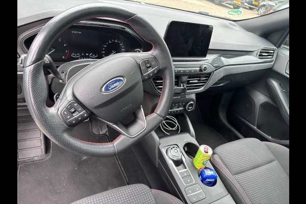 Ford Focus 1.5 EcoBoost ST Line Business 182pk Automaat | Winter Pack | Adaptive cruise control | Camera | Led koplampen | 18 inch