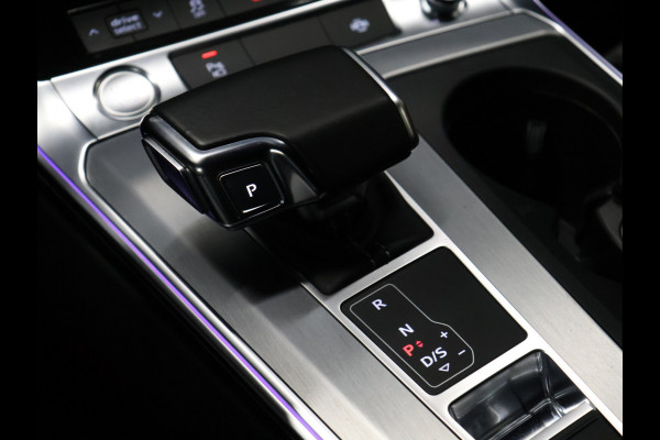 Audi A6 Avant 45 TFSI S edition [MEMORY SEATS, CAMERA 360, ADAPTIVE CRUISE CONTROL, BLUETOOTH TELEFOON, STOELVERWARMING, FLIPPERS, AUTOMATISCHE AIRCO, NIEUWSTAAT]