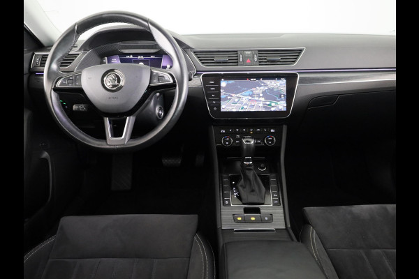 Škoda Superb Combi 1.5 TSI ACT Business Edition 150pk | Panoramadak | Navigatie | Trekhaak | Adaptieve cruise controle | Elektrisch verstelbare voorstoel