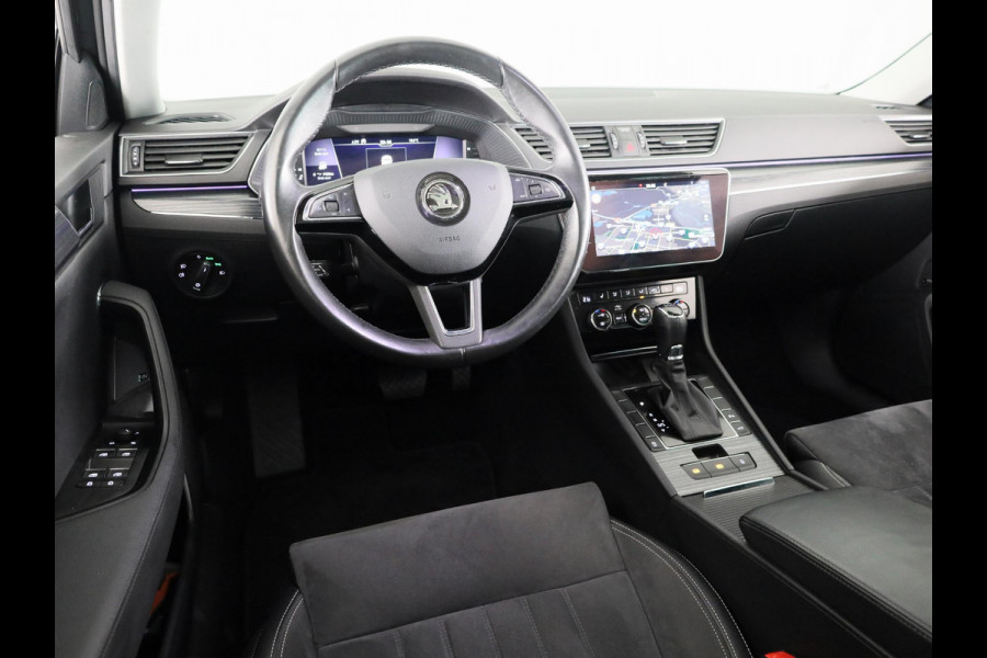 Škoda Superb Combi 1.5 TSI ACT Business Edition 150pk | Panoramadak | Navigatie | Trekhaak | Adaptieve cruise controle | Elektrisch verstelbare voorstoel
