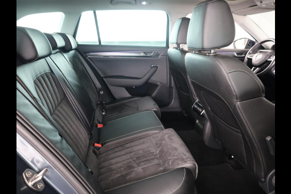 Škoda Superb Combi 1.5 TSI ACT Business Edition 150pk | Panoramadak | Navigatie | Trekhaak | Adaptieve cruise controle | Elektrisch verstelbare voorstoel