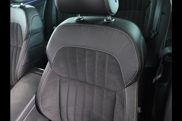 Škoda Superb Combi 1.5 TSI ACT Business Edition 150pk | Panoramadak | Navigatie | Trekhaak | Adaptieve cruise controle | Elektrisch verstelbare voorstoel