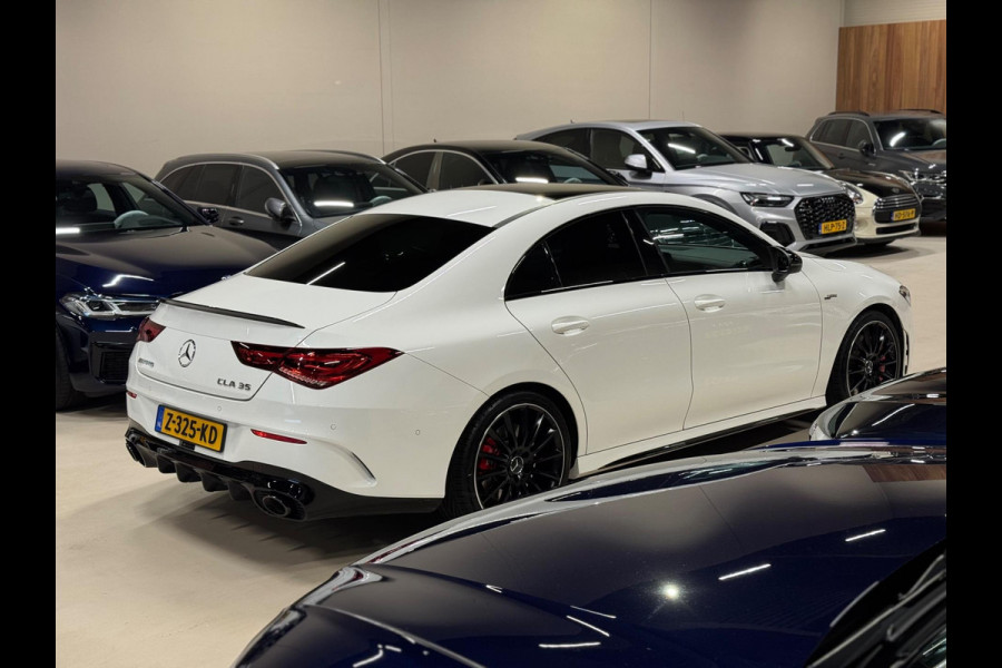 Mercedes-Benz CLA-Klasse 35 AMG 4MATIC Premium Plus, Pano, Night, Matrix Led, Ambiënte Light, Widescreen, Cam, PDC, Dealer Onderhouden