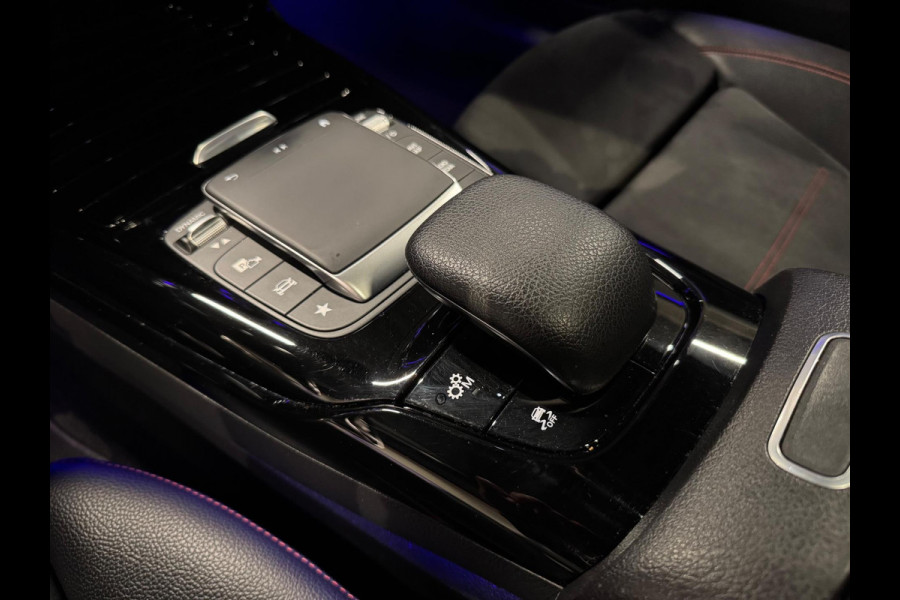 Mercedes-Benz CLA-Klasse 35 AMG 4MATIC Premium Plus, Pano, Night, Matrix Led, Ambiënte Light, Widescreen, Cam, PDC, Dealer Onderhouden