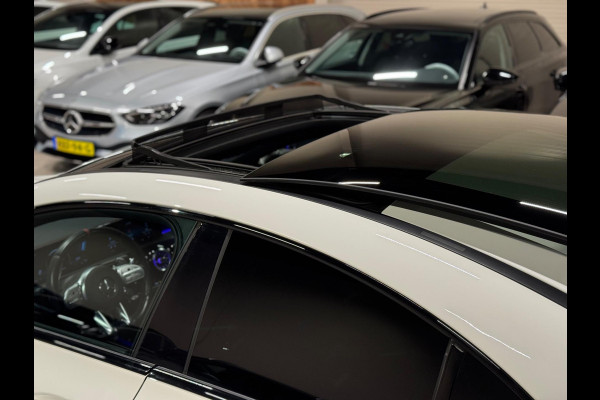 Mercedes-Benz CLA-Klasse 35 AMG 4MATIC Premium Plus, Pano, Night, Matrix Led, Ambiënte Light, Widescreen, Cam, PDC, Dealer Onderhouden