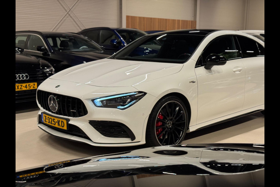 Mercedes-Benz CLA-Klasse 35 AMG 4MATIC Premium Plus, Pano, Night, Matrix Led, Ambiënte Light, Widescreen, Cam, PDC, Dealer Onderhouden