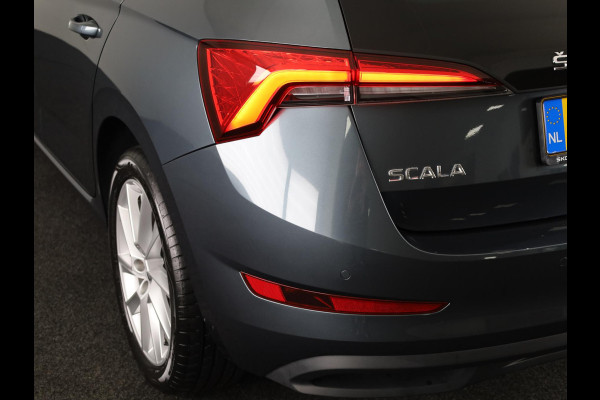 Škoda SCALA 1.0 TSI Sport Business 110 pk Automaat (DSG) | Navigatie | Parkeersensoren achter | Achteruitrijcamera | Adaptieve cruise control | Full LED koplampen | Voll. digitaal instrumentenpaneel |