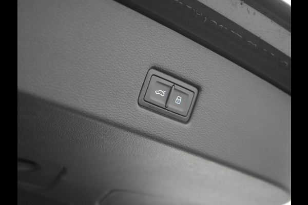 Audi A7 Sportback 50 TFSI e quattro S Line Plug In Hybrid 299pk Dealer O.H PHEV | Panodak | Adaptive Cruise | 360 Camera | Alcantara Sportstoelen Memory & Verwarmd | Apple Carplay | Blis | Navigatie | Virtual | DAB | 20"L.M |