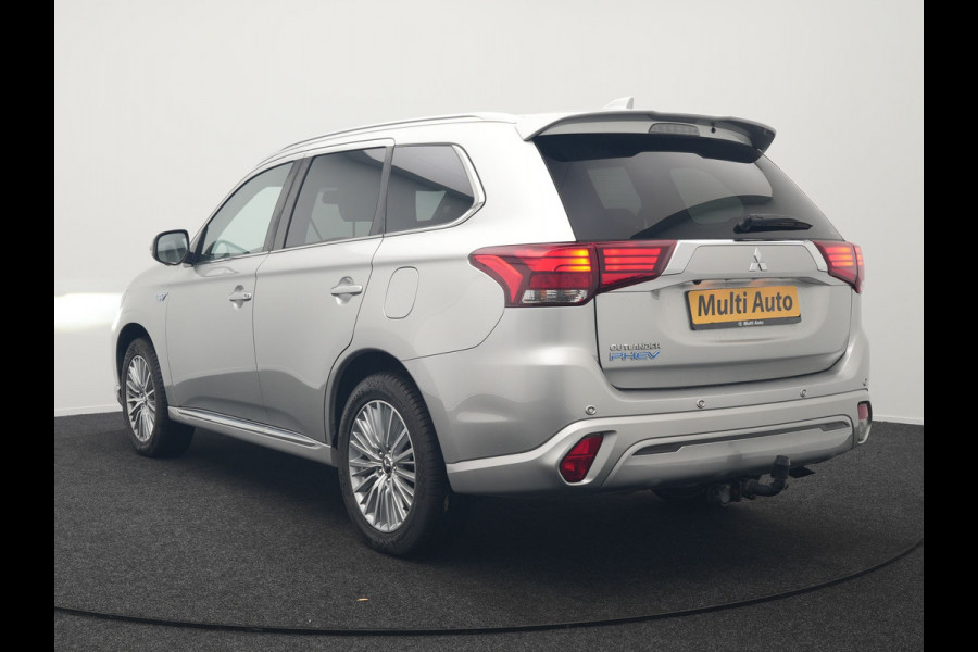 Mitsubishi Outlander 2.4 Intense+ Plug In Hybrid 225pk Dealer O.H PHEV | Trekhaak Af Fabriek | 360 Camera | Lederen Sportstoelen Verwarmd | Apple Carplay | Blis | Cruise Control | Navigatie | Keyless | DAB | 18" L.M |