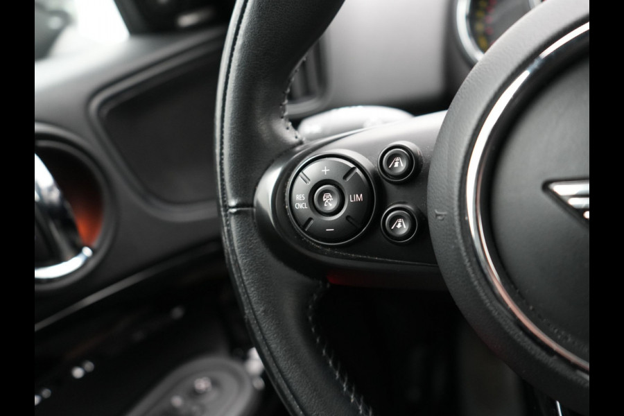 MINI Countryman 2.0 Cooper S E ALL4 Plug in Hybrid 225pk Dealer O.H. PHEV | Panodak | Adaptive Cruise | Head Up | Harman & Kardon | Lederen Sportstoelen Verwarmd | Camera |  Apple Carplay | Navigatie | Virtual | DAB |