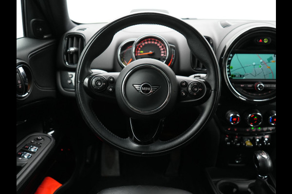 MINI Countryman 2.0 Cooper S E ALL4 Plug in Hybrid 225pk Dealer O.H. PHEV | Panodak | Adaptive Cruise | Head Up | Harman & Kardon | Lederen Sportstoelen Verwarmd | Camera |  Apple Carplay | Navigatie | Virtual | DAB |
