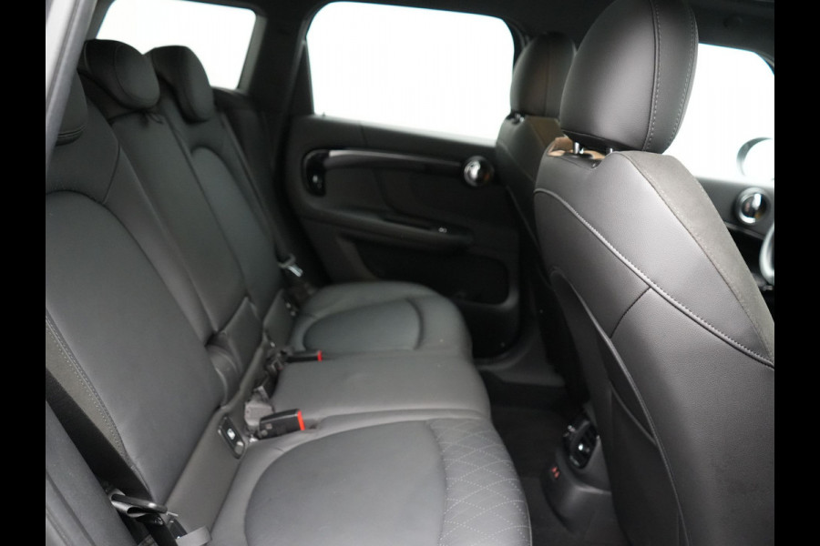 MINI Countryman 2.0 Cooper S E ALL4 Plug in Hybrid 225pk Dealer O.H. PHEV | Panodak | Adaptive Cruise | Head Up | Harman & Kardon | Lederen Sportstoelen Verwarmd | Camera |  Apple Carplay | Navigatie | Virtual | DAB |