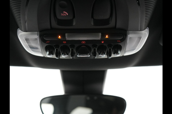 MINI Countryman 2.0 Cooper S E ALL4 Plug in Hybrid 225pk Dealer O.H. PHEV | Panodak | Adaptive Cruise | Head Up | Harman & Kardon | Lederen Sportstoelen Verwarmd | Camera |  Apple Carplay | Navigatie | Virtual | DAB |