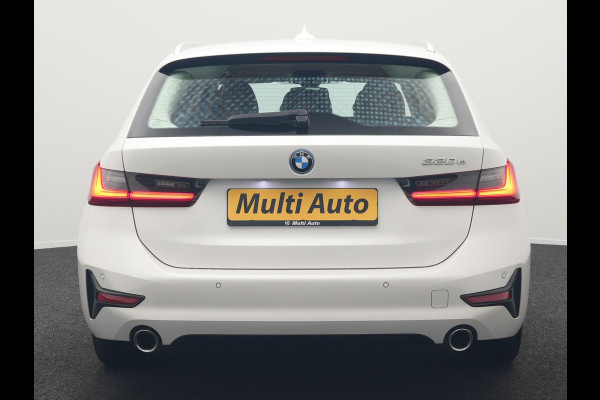BMW 3 Serie Touring 320e Sportline Plug In Hybrid 204pk Dealer O.H PHEV | Lederen Sportstoelen Verwarmd | Sfeerverlichting | Apple Carplay | Navigatie | Cruise Control | Virtual | DAB |