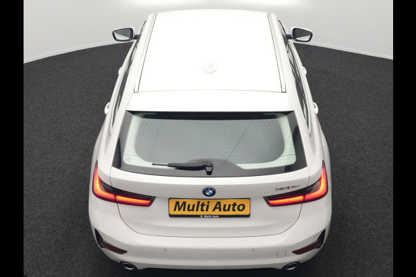 BMW 3 Serie Touring 320e Sportline Plug In Hybrid 204pk Dealer O.H PHEV | Lederen Sportstoelen Verwarmd | Sfeerverlichting | Apple Carplay | Navigatie | Cruise Control | Virtual | DAB |