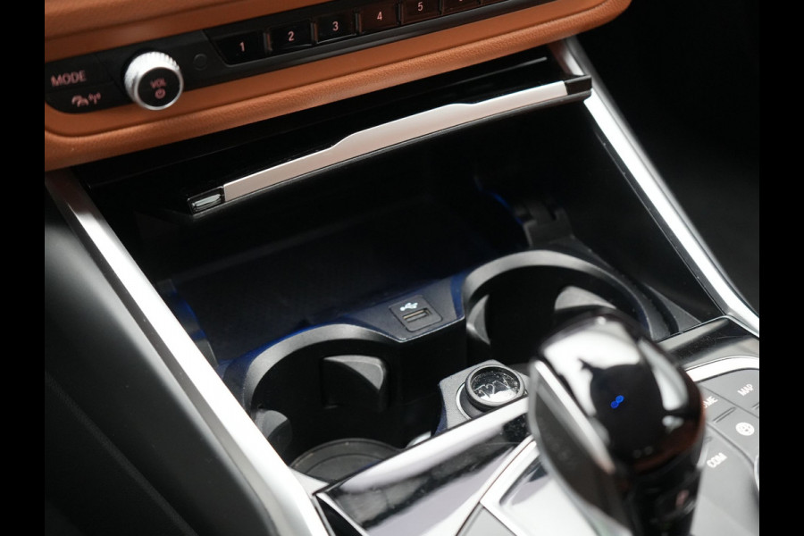 BMW 3 Serie Touring 320e Sportline Plug In Hybrid 204pk Dealer O.H PHEV | Lederen Sportstoelen Verwarmd | Sfeerverlichting | Apple Carplay | Navigatie | Cruise Control | Virtual | DAB |