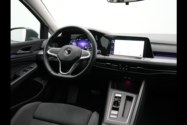 Volkswagen Golf 1.4 eHybrid Style Plug In Hybrid 204pk Dealer O.H PHEV | Adaptive Cruise | Sportstoelen Massage & Memory | IQ Light | Sfeerverlichting | Apple Carplay | Stoelen & Stuur Verwarmd | Virtual | Navigatie | DAB |