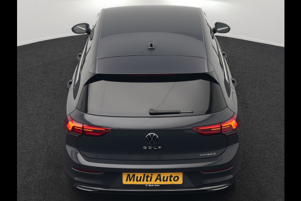 Volkswagen Golf 1.4 eHybrid Style Plug In Hybrid 204pk Dealer O.H PHEV | Adaptive Cruise | Sportstoelen Massage & Memory | IQ Light | Sfeerverlichting | Apple Carplay | Stoelen & Stuur Verwarmd | Virtual | Navigatie | DAB |