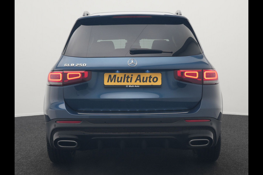 Mercedes-Benz Glb 250 AMG Line 225pk | Widescreen Navigatie | Camera  | Alcantara Sportstoelen Memory & Verwarmd | Sfeerverlichting | Apple Carplay | Keyless | DAB |