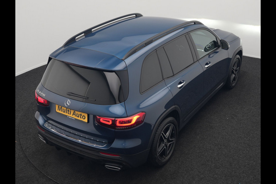 Mercedes-Benz Glb 250 AMG Line 225pk | Widescreen Navigatie | Camera  | Alcantara Sportstoelen Memory & Verwarmd | Sfeerverlichting | Apple Carplay | Keyless | DAB |