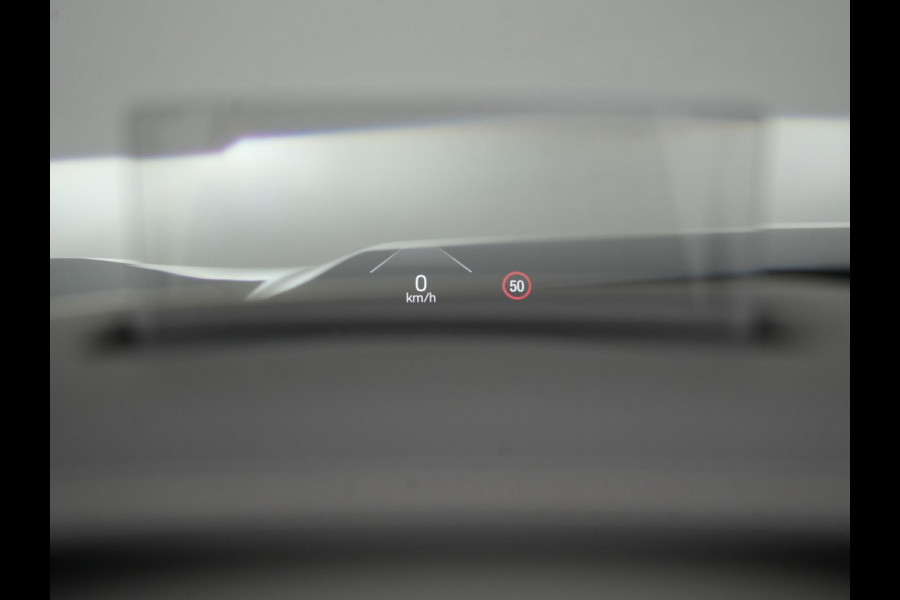 Ford Kuga 2.5 Vignale Plug In Hybrid 225pk Dealer O.H PHEV | Head Up | Adaptive Cruise | Lederen Sportstoelen Memory & Verwarmd | Bang & Olufsen | 360 Camera | Apple Carplay | Keyless | Blis | Stuur Verwarmd | Navigatie | DAB |