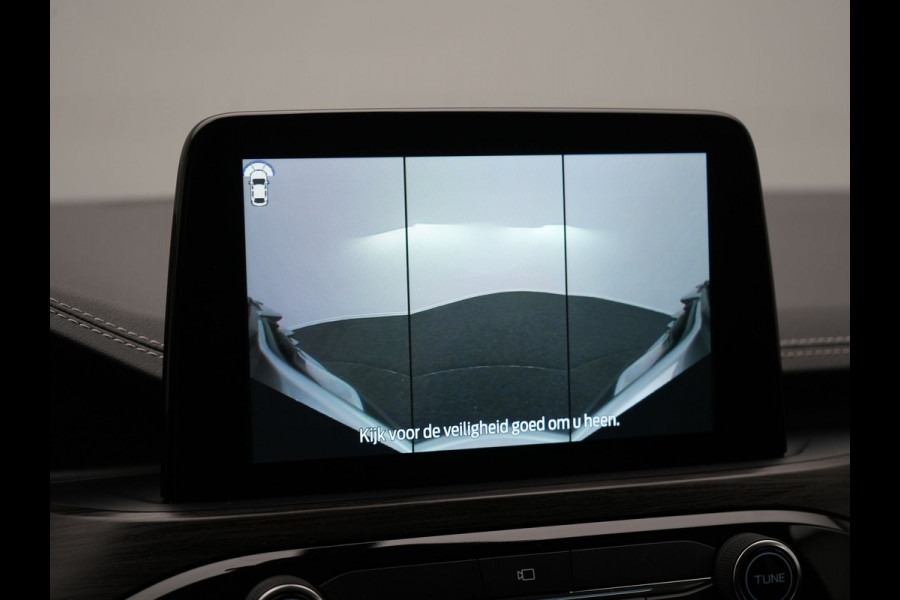 Ford Kuga 2.5 Vignale Plug In Hybrid 225pk Dealer O.H PHEV | Head Up | Adaptive Cruise | Lederen Sportstoelen Memory & Verwarmd | Bang & Olufsen | 360 Camera | Apple Carplay | Keyless | Blis | Stuur Verwarmd | Navigatie | DAB |