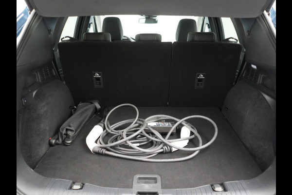 Ford Kuga 2.5 Vignale Plug In Hybrid 225pk Dealer O.H PHEV | Head Up | Adaptive Cruise | Lederen Sportstoelen Memory & Verwarmd | Bang & Olufsen | 360 Camera | Apple Carplay | Keyless | Blis | Stuur Verwarmd | Navigatie | DAB |