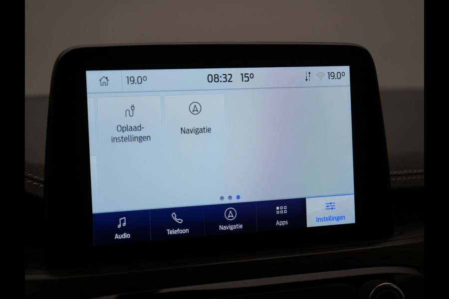 Ford Kuga 2.5 Vignale Plug In Hybrid 225pk Dealer O.H PHEV | Head Up | Adaptive Cruise | Lederen Sportstoelen Memory & Verwarmd | Bang & Olufsen | 360 Camera | Apple Carplay | Keyless | Blis | Stuur Verwarmd | Navigatie | DAB |