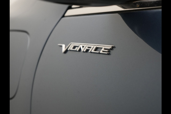 Ford Kuga 2.5 Vignale Plug In Hybrid 225pk Dealer O.H PHEV | Head Up | Adaptive Cruise | Lederen Sportstoelen Memory & Verwarmd | Bang & Olufsen | 360 Camera | Apple Carplay | Keyless | Blis | Stuur Verwarmd | Navigatie | DAB |