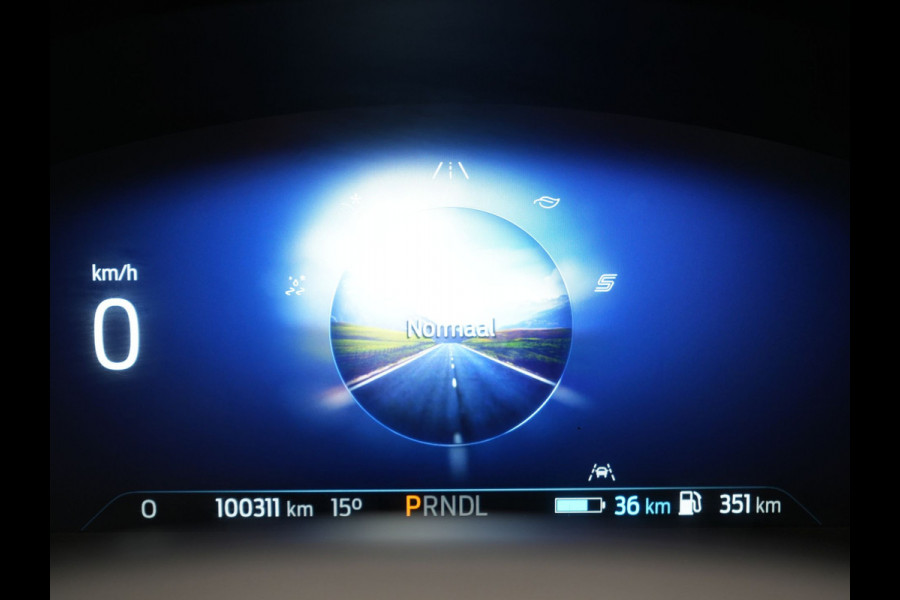 Ford Kuga 2.5 Vignale Plug In Hybrid 225pk Dealer O.H PHEV | Head Up | Adaptive Cruise | Lederen Sportstoelen Memory & Verwarmd | Bang & Olufsen | 360 Camera | Apple Carplay | Keyless | Blis | Stuur Verwarmd | Navigatie | DAB |