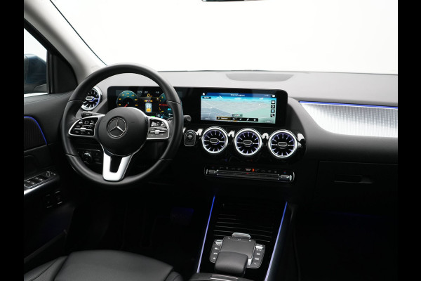Mercedes-Benz GLA 250 e Style Plug In Hybrid 218pk Dealer O.H. PHEV | 360 Camera | Adaptive Cruise | Apple Carplay | Widescreen Navigatie | Lederen Sportstoelen Verwarmd | 18" L.M | Virtual | DAB |