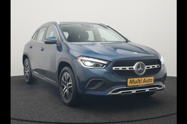 Mercedes-Benz GLA 250 e Style Plug In Hybrid 218pk Dealer O.H. PHEV | 360 Camera | Adaptive Cruise | Apple Carplay | Widescreen Navigatie | Lederen Sportstoelen Verwarmd | 18" L.M | Virtual | DAB |