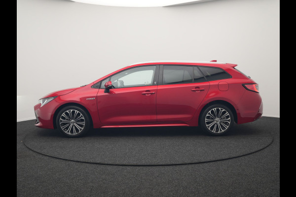 Toyota Corolla Touring Sports 1.8 Hybrid Dynamic Hybrid 123pk Dealer O.H | Adaptive Cruise | Sportstoelen & Stuur Verwarmd | Camera | Apple Carplay | Keyless | Blis | Navigatie | DAB |