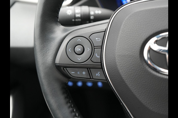Toyota Corolla Touring Sports 1.8 Hybrid Dynamic Hybrid 123pk Dealer O.H | Adaptive Cruise | Sportstoelen & Stuur Verwarmd | Camera | Apple Carplay | Keyless | Blis | Navigatie | DAB |