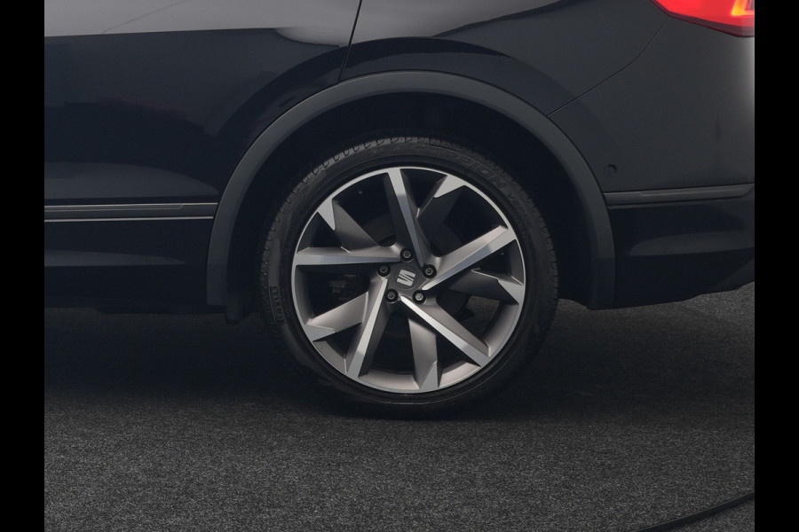 Seat Tarraco 1.4 TSI e-Hybrid FR Plug In Hybrid 245pk Dealer O.H PHEV | Panodak | Adaptive Cruise | Alcantara Sportstoelen Memory & Verwarmd | 360 Camera | Keyless | Apple Carplay | Stuur Verwarmd | Blis | Navigatie | Virtual | DAB | 20"LM |