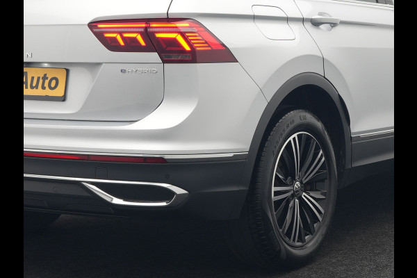 Volkswagen Tiguan 1.4 TSI eHybrid Elegance Plug In Hybrid 245pk Dealer O.H PHEV | Adaptive Cruise | Head Up | IQ Light | 360 Camera | Alcantara Sportstoelen Massage & Verwarmd | Sfeerverlichting | Keyless | Stuur Verwarmd | Apple Carplay | Navigatie | DAB |