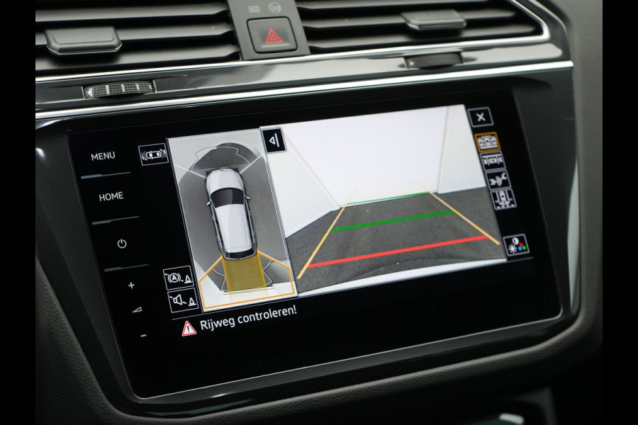 Volkswagen Tiguan 1.4 TSI eHybrid Elegance Plug In Hybrid 245pk Dealer O.H PHEV | Adaptive Cruise | Head Up | IQ Light | 360 Camera | Alcantara Sportstoelen Massage & Verwarmd | Sfeerverlichting | Keyless | Stuur Verwarmd | Apple Carplay | Navigatie | DAB |