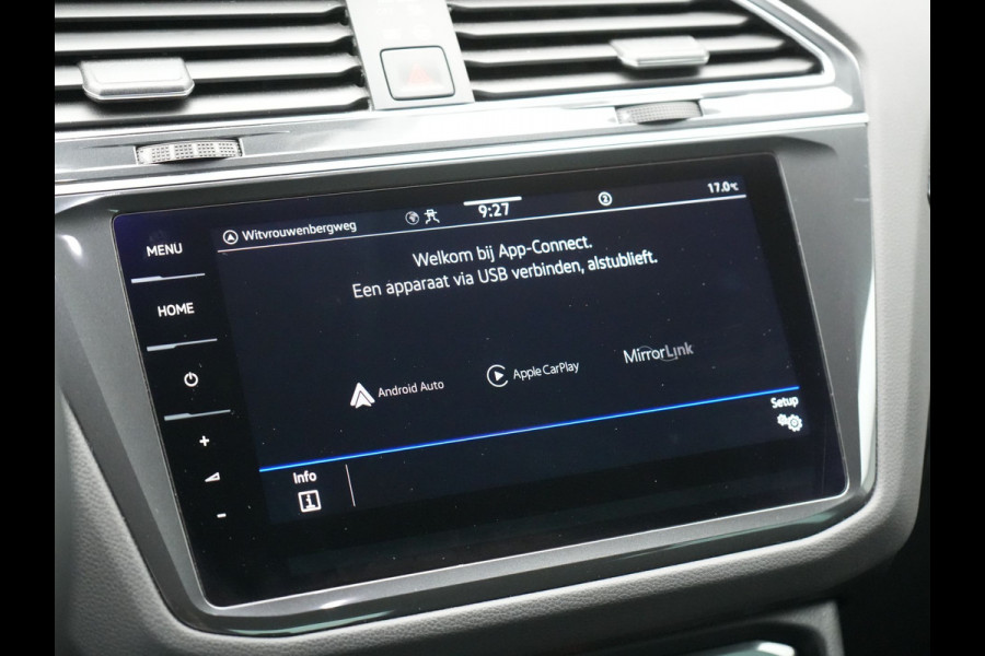 Volkswagen Tiguan 1.4 TSI eHybrid Elegance Plug In Hybrid 245pk Dealer O.H PHEV | Adaptive Cruise | Head Up | IQ Light | 360 Camera | Alcantara Sportstoelen Massage & Verwarmd | Sfeerverlichting | Keyless | Stuur Verwarmd | Apple Carplay | Navigatie | DAB |