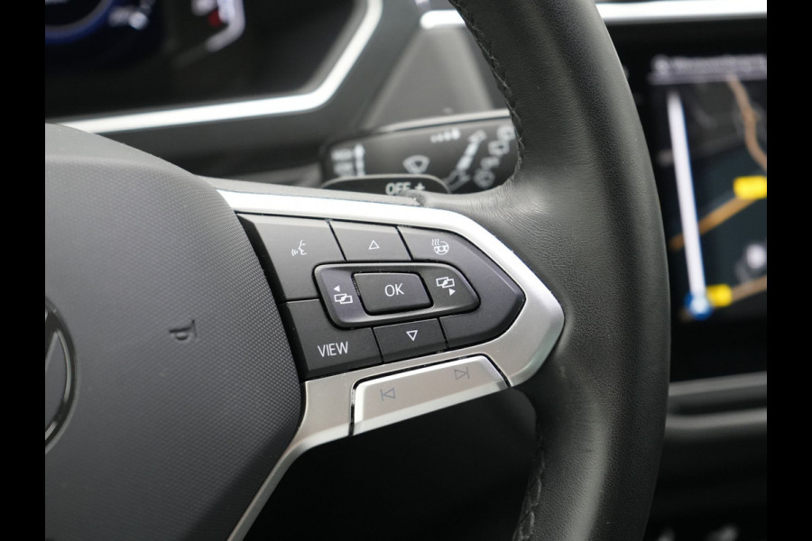 Volkswagen Tiguan 1.4 TSI eHybrid Elegance Plug In Hybrid 245pk Dealer O.H PHEV | Adaptive Cruise | Head Up | IQ Light | 360 Camera | Alcantara Sportstoelen Massage & Verwarmd | Sfeerverlichting | Keyless | Stuur Verwarmd | Apple Carplay | Navigatie | DAB |